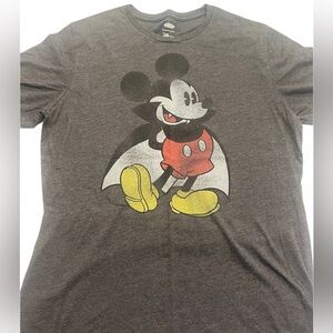 Disney x Old Navy Mickey Mouse Vampire Graphic Tee Men’s Medium